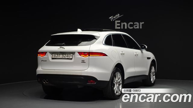 Jaguar F-PACE 20d Portfolio 2018 — фото 2