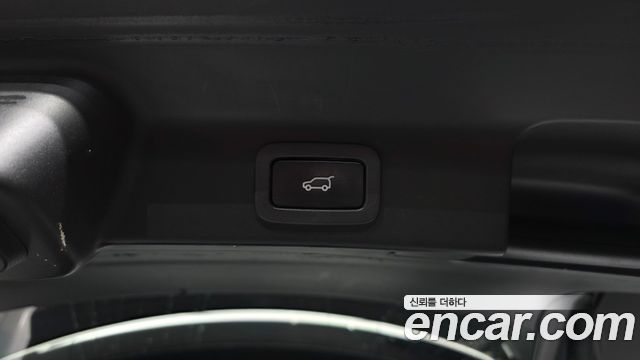 Jaguar F-PACE 20d Portfolio 2018 — фото 32