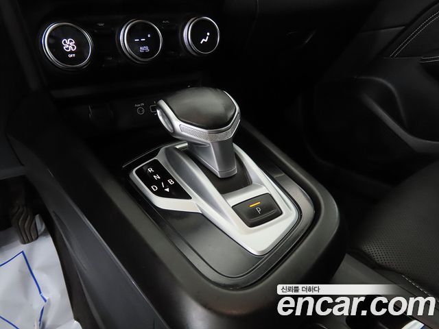 Renault Korea XM3 1.6 E-TECH Inspire e-shifter 2023 — фото 18
