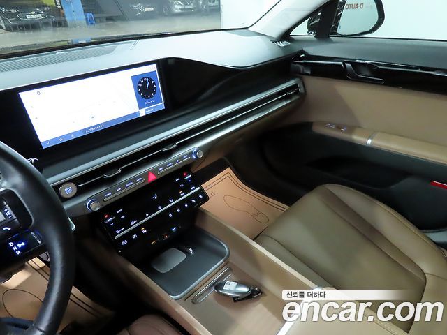 Hyundai Grandeur (GN7) 2,5 Gasoline 2WD Premium 2025 — фото 16