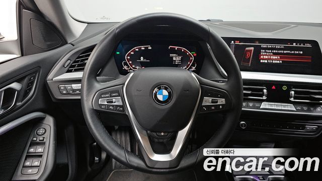 BMW 2 Series Gran Coupe (F44) 220i Sport 2024 — фото 17