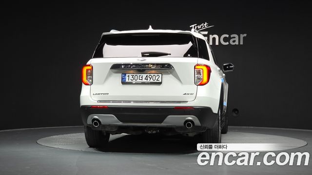 Ford Explorer (VI) 2.3 LimIted 4WD 2021 — фото 2