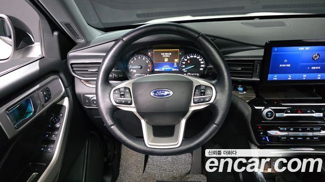 Ford Explorer (VI) 2.3 LimIted 4WD 2021 — фото 17