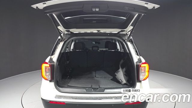 Ford Explorer (VI) 2.3 LimIted 4WD 2021 — фото 24