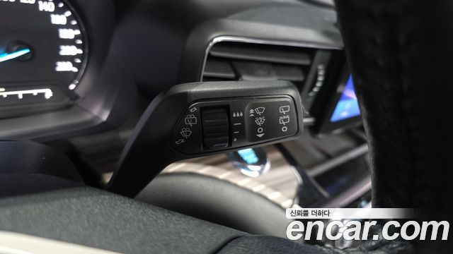 Ford Explorer (VI) 2.3 LimIted 4WD 2021 — фото 37