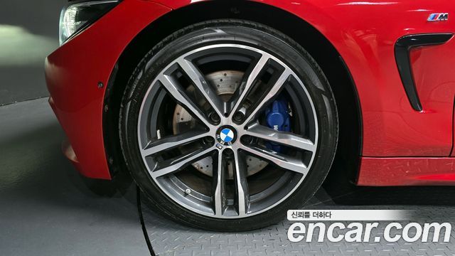 BMW 4 Series (F32) 430i M Sport Convertible 2018 — фото 5