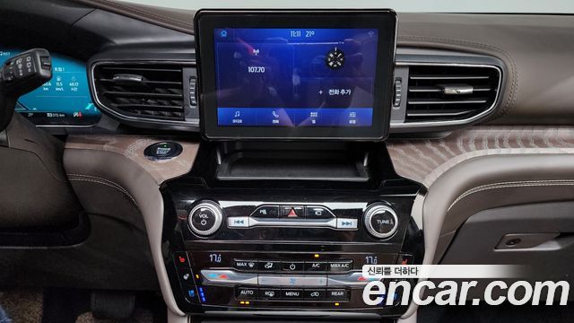 Ford Explorer (VI) 3.0 Platinum 4WD 2021 — фото 16
