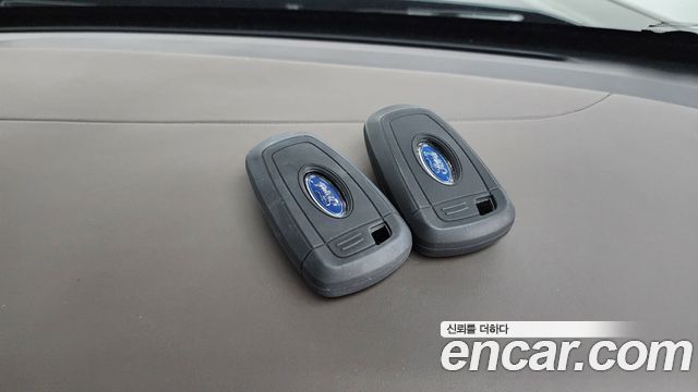 Ford Explorer (VI) 3.0 Platinum 4WD 2021 — фото 20