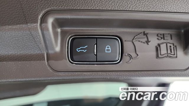 Ford Explorer (VI) 3.0 Platinum 4WD 2021 — фото 22