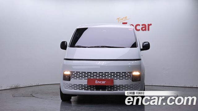 Hyundai Staria Tourer 11-Seater Smart 2025 — фото 3