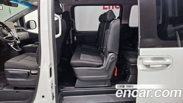 Hyundai Staria Tourer 11-Seater Smart 2025 — фото 26