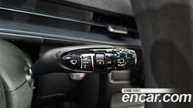 Hyundai Staria Tourer 11-Seater Smart 2025 — фото 29