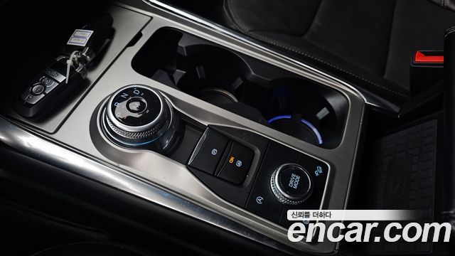 Ford Explorer (VI) 2.3 LimIted 4WD 2020 — фото 9