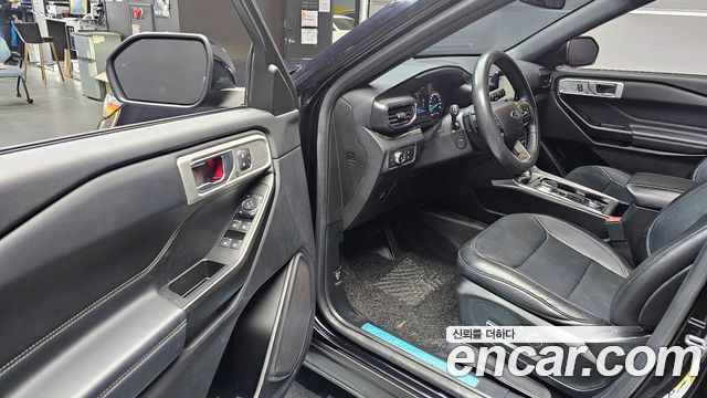 Ford Explorer (VI) 2.3 LimIted 4WD 2020 — фото 10