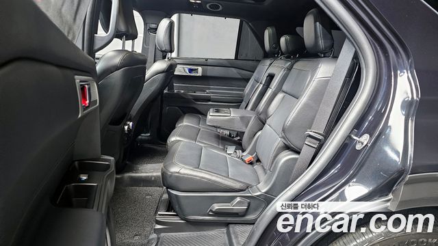 Ford Explorer (VI) 2.3 LimIted 4WD 2020 — фото 11