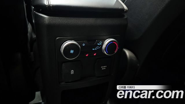 Ford Explorer (VI) 2.3 LimIted 4WD 2020 — фото 29