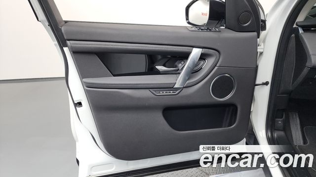 Land Rover Discovery Sport (II) P250 SE 2022 — фото 24