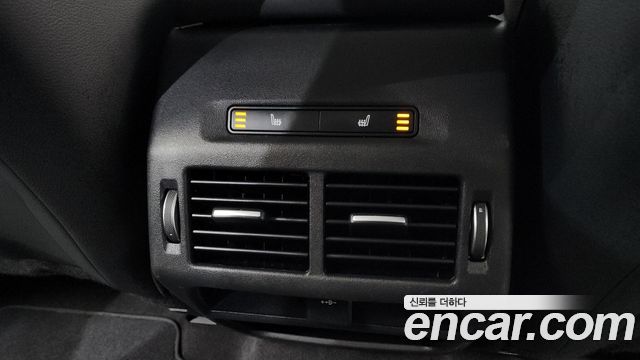 Land Rover Discovery Sport (II) P250 SE 2022 — фото 35