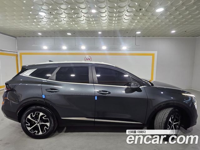 Kia Sportage Hybrid (V) Nobleless 2WD 2023 — фото 6