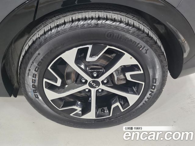 Kia Sportage Hybrid (V) Nobleless 2WD 2023 — фото 9