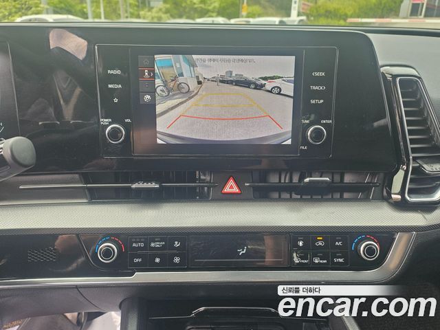 Kia Sportage Hybrid (V) Nobleless 2WD 2023 — фото 19