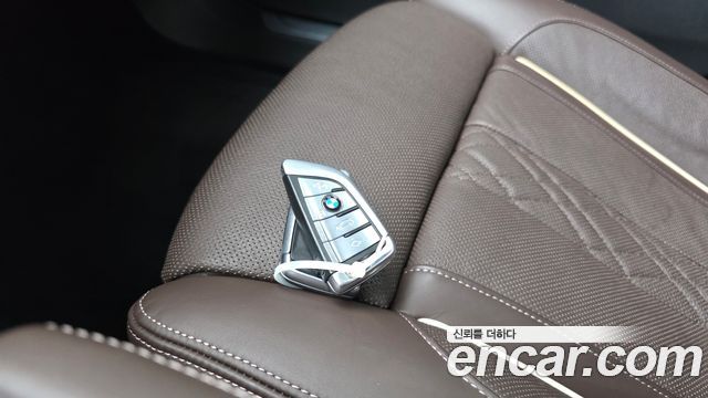BMW 7 Series (G11) 750Li xDrive Premium 2017 — фото 29