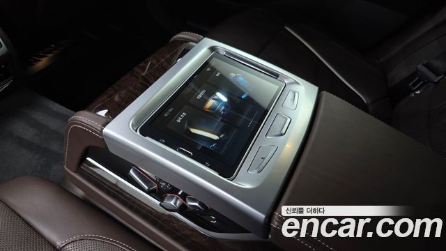 BMW 7 Series (G11) 750Li xDrive Premium 2017 — фото 33