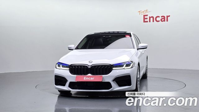 BMW 5 Series (G30) 520d xDrive Luxury Plus 2019 — фото 3