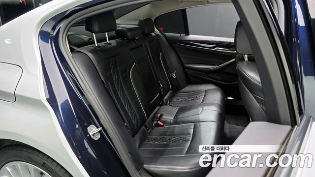 BMW 5 Series (G30) 520d xDrive Luxury Plus 2019 — фото 15