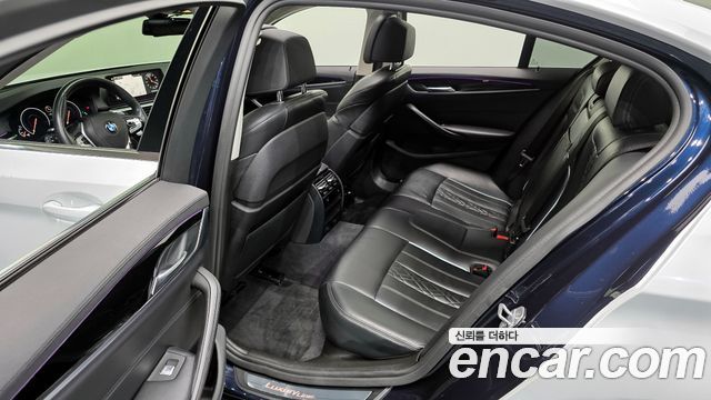 BMW 5 Series (G30) 520d xDrive Luxury Plus 2019 — фото 16