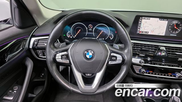 BMW 5 Series (G30) 520d xDrive Luxury Plus 2019 — фото 17