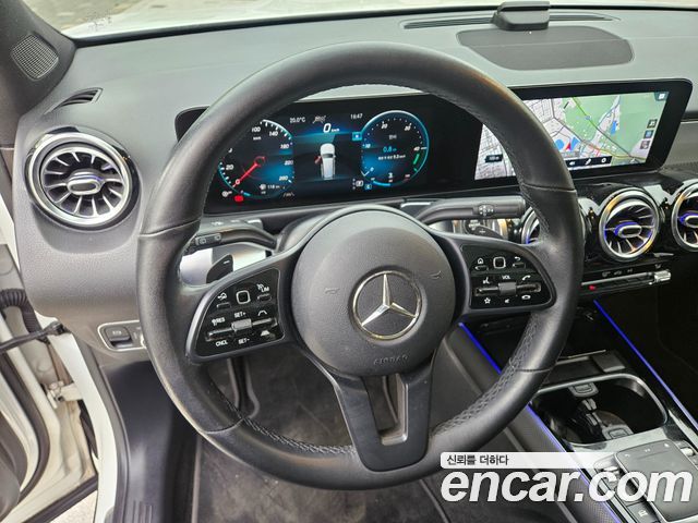 Mercedes-Benz GLB-Class (X247) GLB200 d 2021 — фото 18