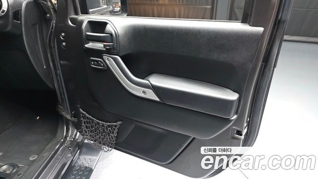 Jeep Wrangler (JK) 3.6 Rubicon 4Door 2017 — фото 24