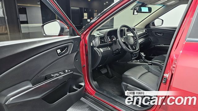 KG Mobility (SsangYong) Very New Tivoli Gasoline 1.5 2WD V3 2022 — фото 10