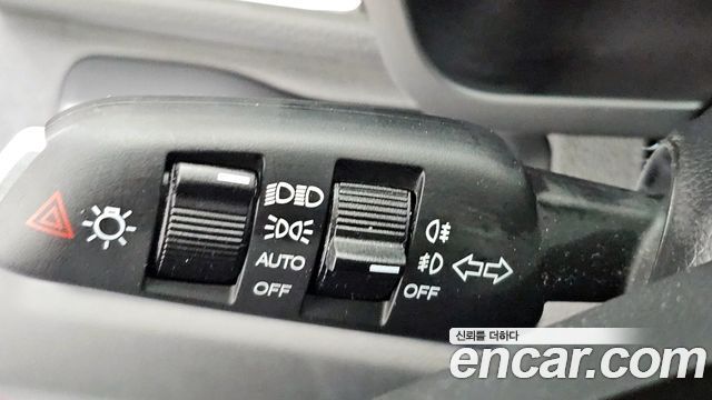 KG Mobility (SsangYong) Very New Tivoli Gasoline 1.5 2WD V3 2022 — фото 17