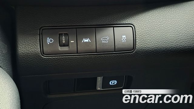 Hyundai Santa Fe Gasoline 2.5T 2WD Prestige 2021 — фото 17