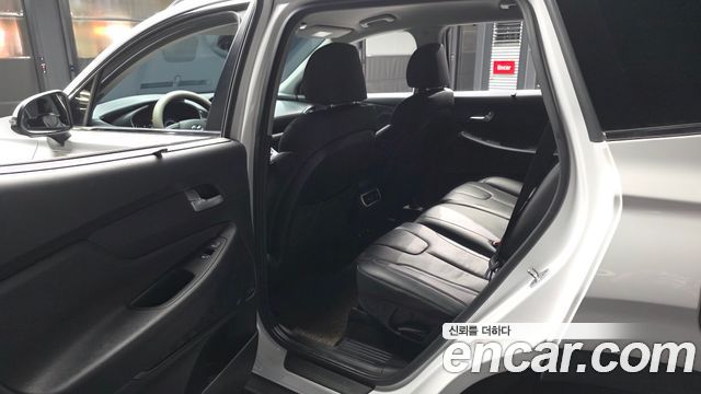 Hyundai Santa Fe Gasoline 2.5T 2WD Prestige 2021 — фото 26