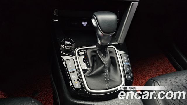 Kia Seltos Gasoline 1.6 Turbo 2WD Signature 2022 — фото 9