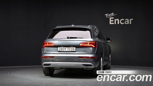 Audi Q5 (FY) 45 TFSI Quattro Premium 2020 — фото 4