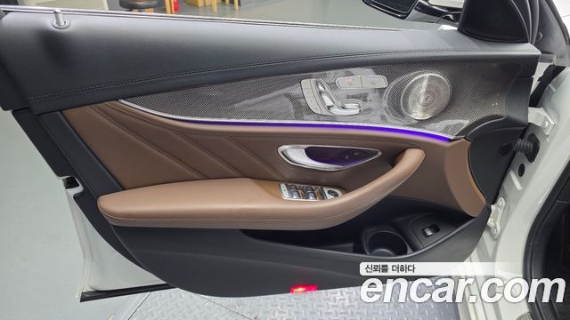 Mercedes-Benz E-Class (W213) E53 AMG 4MATIC+ 2021 — фото 24