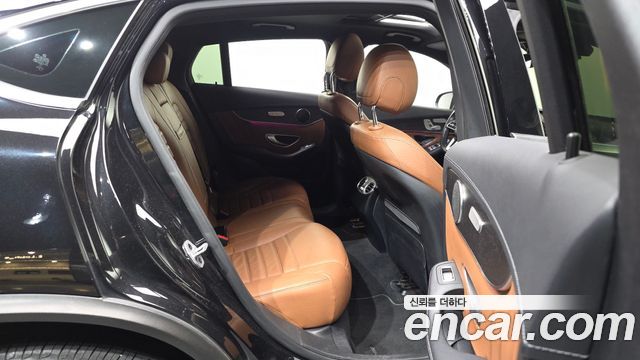 Mercedes-Benz GLC-Class (X253) GCL300 4MATIC Coupe 2022 — фото 12