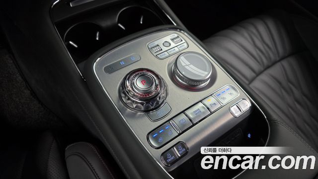 Genesis G90 (RS4) Gasoline 3.5 Turbo AWD 2026 — фото 9
