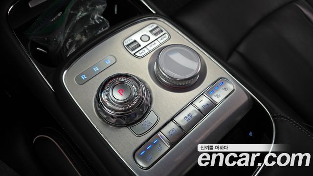 Genesis G90 (RS4) Gasoline 3.5 Turbo AWD 2022 — фото 9