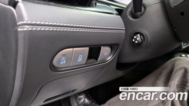 Genesis G90 (RS4) Gasoline 3.5 Turbo AWD 2022 — фото 18