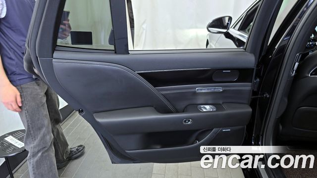 Genesis G90 (RS4) Gasoline 3.5 Turbo AWD 2022 — фото 25