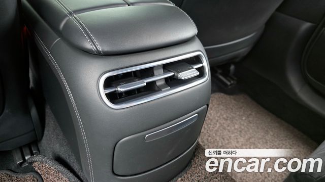 Genesis G90 (RS4) Gasoline 3.5 Turbo AWD 2022 — фото 34