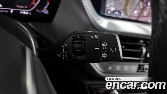 BMW 1 Series (F40) 118d Sport 2021 — фото 17