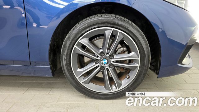 BMW 1 Series (F40) 118d Sport 2021 — фото 21