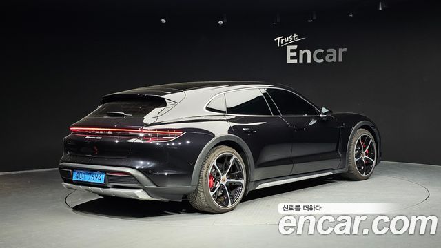 Porsche Taycan 4S Cross Turismo 2025 — фото 2