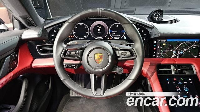 Porsche Taycan 4S Cross Turismo 2025 — фото 15
